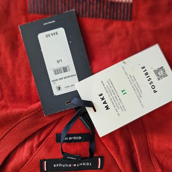 Tommy Hilfiger Men’s Barn Red TH Flag Logo T-Shirt - L - NWT - Picture 6 of 7